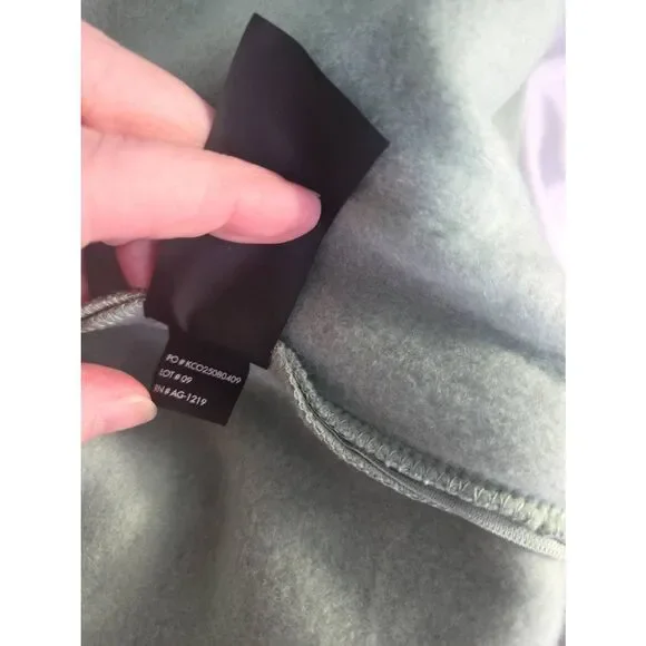 COMFRT Airplane Mode Travel Full Zip Hoodie Sz. L - Picture 9 of 12